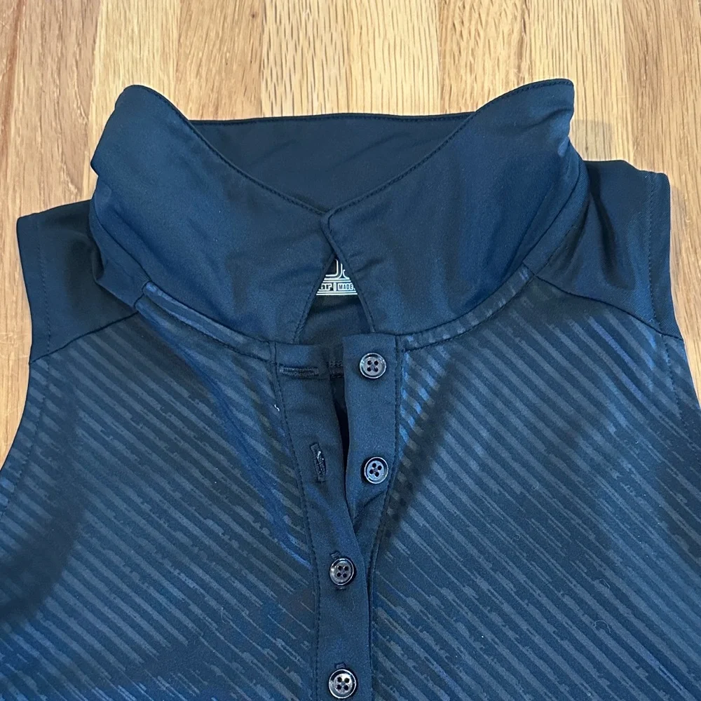 *last chance* Under Armour | Women’s Sleeveless Black Polo Top - Picture 10 of 16